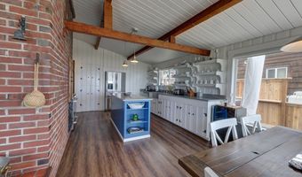 80444 CARNAHAN Rd, Arch Cape, OR 97102