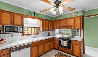 106 Jessamine St, Andrews, SC 29510