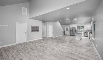 2608 NW 58th St, Lawton, OK 73505