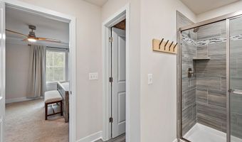 12428 SEA OAKS Ln 4, Berlin, MD 21811