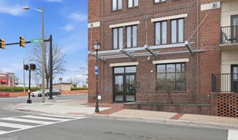 181 E REED Ave 304, Alexandria, VA 22305