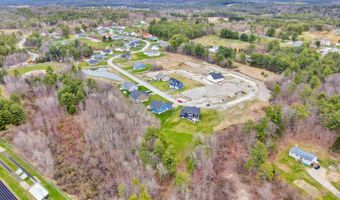 109 Fieldstone Dr, Augusta, ME 04330