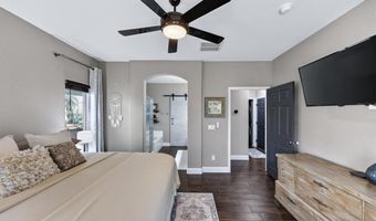 10661 Shelter Hill Ct, Las Vegas, NV 89129
