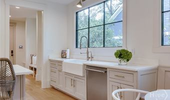 185 Oakland Way, Athens, GA 30606