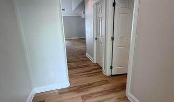 9327 Polaris Green Dr, Columbus, OH 43240