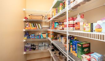106 SW Stonegate Dr, Ankeny, IA 50023