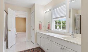 104 Talford Dr, Atlantic Beach, NC 28512