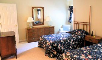 261 HILLDALE Rd, Anniston, AL 36207
