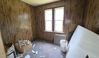 225 S Linden St, Adams, WI 53910