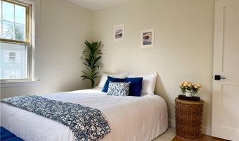 136 Frankfort St, Cranston, RI 02910