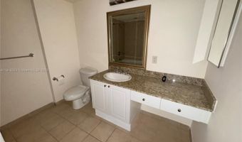 19501 W Country Club Dr PH-06, Aventura, FL 33180