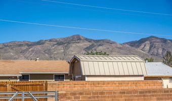 2412 Iowa Ave, Alamogordo, NM 88310