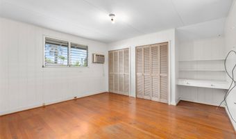 664 Kihapai St, Kailua, HI 96734