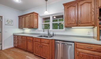 72 Ranch Rd, Arkadelphia, AR 71923