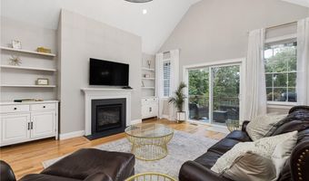 52 Pine Swamp Rd, Cumberland, RI 02864