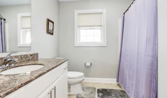 107 W Church St, Absecon, NJ 08201