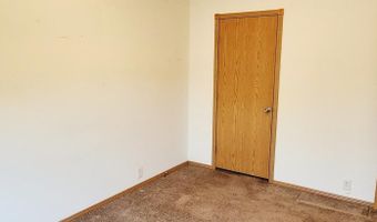 320 E Iowa St, Afton, IA 50830