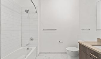 260 AVENUE E 511, Bayonne, NJ 07002