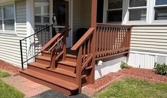 52 Liberty Dr, Attleboro, MA 02703