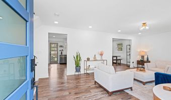 9817 FERNWOOD Rd, Bethesda, MD 20817