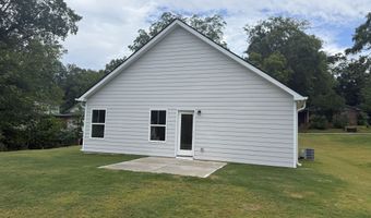 509 Cleveland, West Point, GA 31833