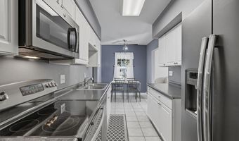 704 Harriet St, Altoona, WI 54720