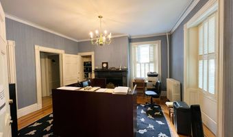 8 Crosby St, Augusta, ME 04330