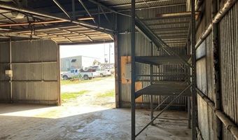 131 SE Cholwell Ave, Bartlesville, OK 74006