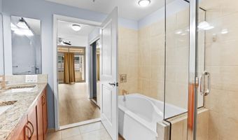 888 N QUINCY St 1411, Arlington, VA 22203