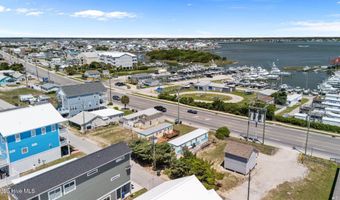 524 E Fort Macon Rd, Atlantic Beach, NC 28512