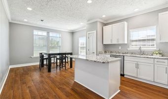 920 COUGAR Dr, Arabi, LA 70032