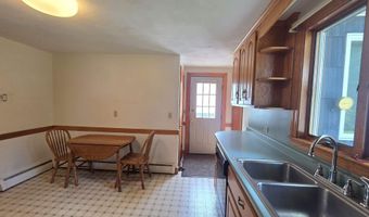 30 Smith St, Augusta, ME 04330