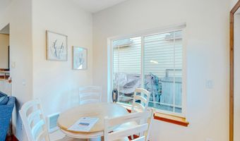 123 S Ocean St, Rockaway Beach, OR 97136