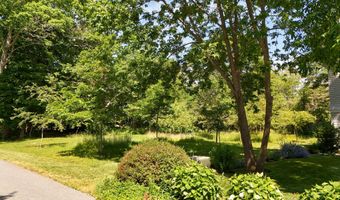 7 Grason Ln, Bar Harbor, ME 04609