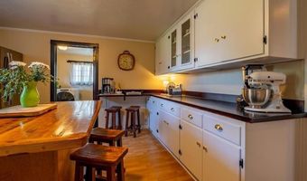 1226 Salsbury Ave, Cody, WY 82414