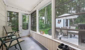 18 Oak Hill Ave, North Smithfield, RI 02896