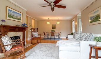 35 Chastellux Ave I, Newport, RI 02840