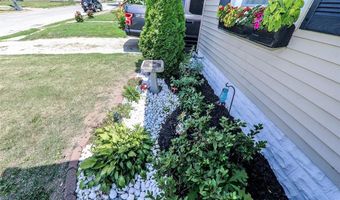 3329 Brown St, Alton, IL 62002