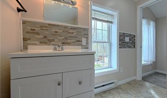 241 East Ave, Akron, NY 14001