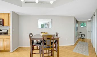 2220 N FAIRFAX Dr 308, Arlington, VA 22201