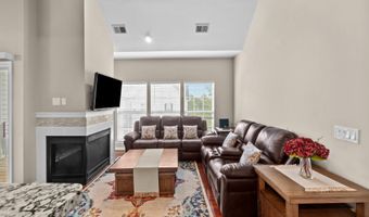 15612 EVERGLADE Ln 401, Bowie, MD 20716