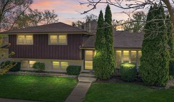 1005 E Orchard St, Arlington Heights, IL 60005