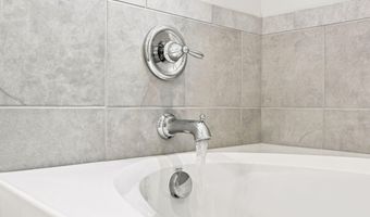 960 Rialto Ln, Ayden, NC 28513