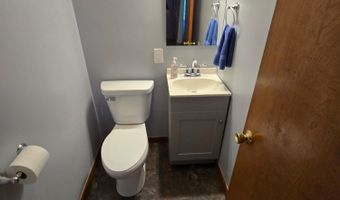 922 Orders Ave, Ada, OH 45810