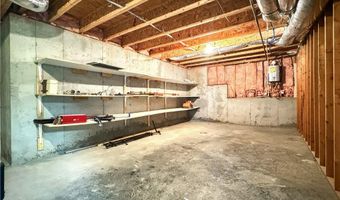 705 Redrift Ct, Alpharetta, GA 30005