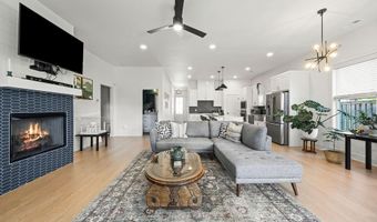 3601 SW Daybreak Blvd, Bentonville, AR 72713