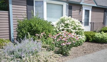 37 Cortland Cir 37, Bangor, ME 04401