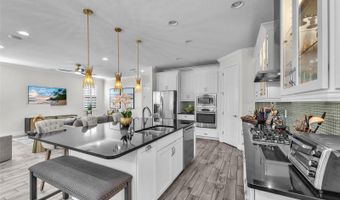 322 WINTERSIDE Dr, Apollo Beach, FL 33572