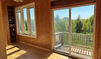 20 Monument Rd, Abbot, ME 04406
