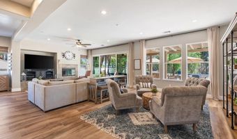 26112 Crescendo Dr, Escondido, CA 92026